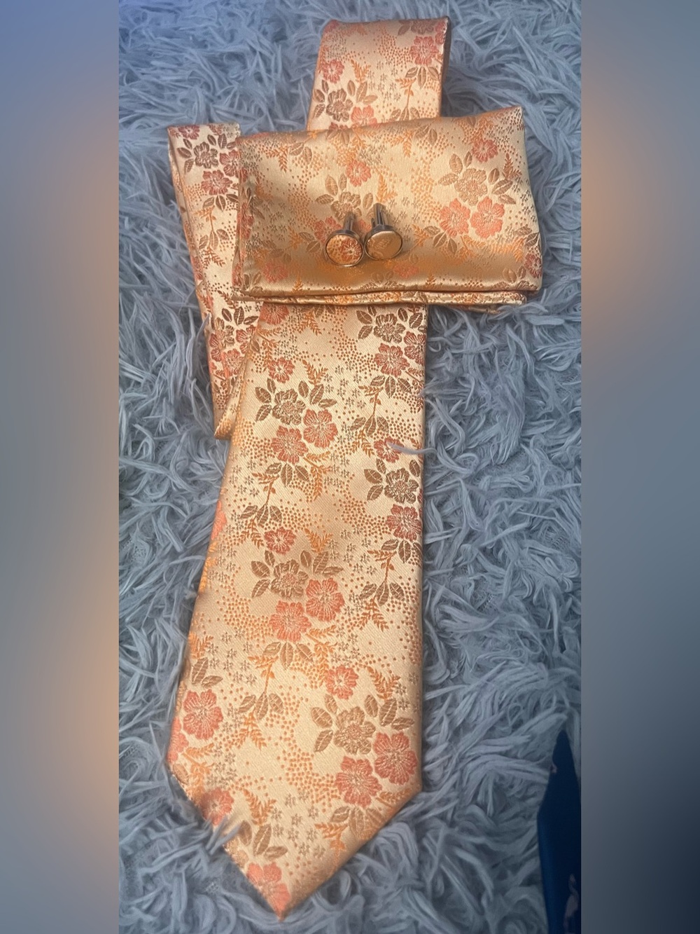 Stanley Gold Floral Jacquard Men's Tie set with cuff links